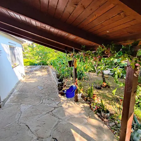 Entire House With Private Garden And Garage بيت للعطل ساني بيتش